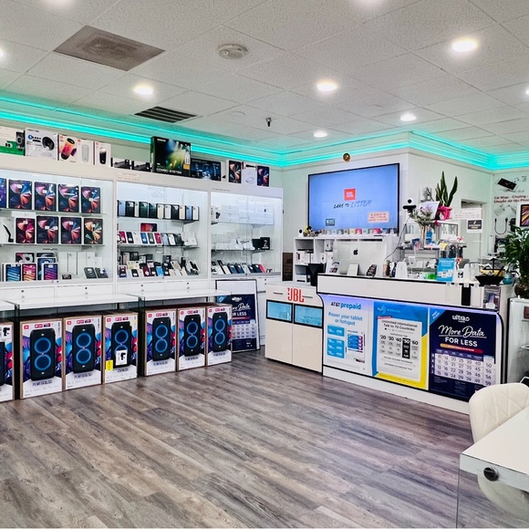 JBL Encore - JBL Potable bluetooth Speakers -1 Year Warranty - ship fast - Picture 5 of 12